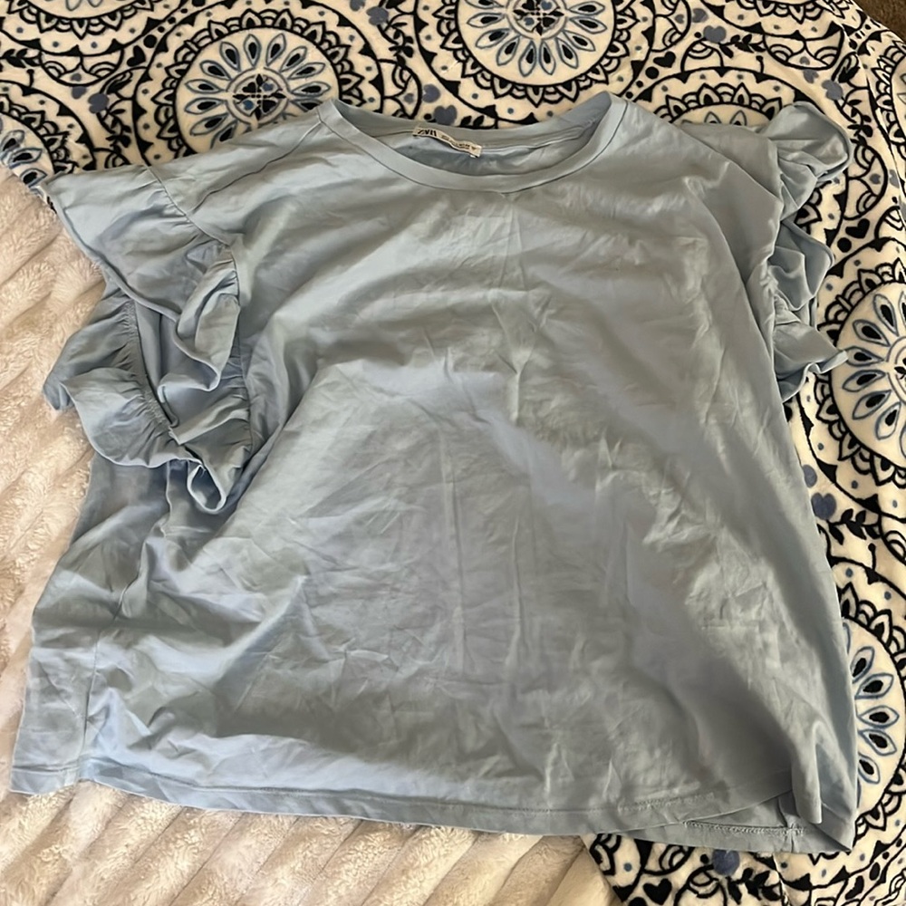 Zara baby blue ruffled shirt! | Size Large | Worn once